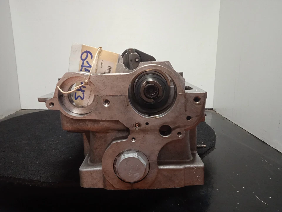 R070103373A - 071033735 TESTATA MOTORE / 615743 PER VOLKSWAGEN PHAETON 3D2/3D8 Foto 4 de 4