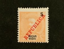 Mozambique Scott #100 hinged