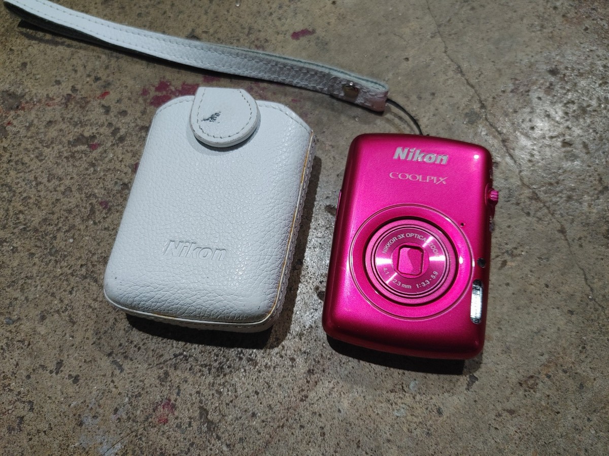 Nikon COOLPIX S01 10.1MP Digital Camera - Pink for sale