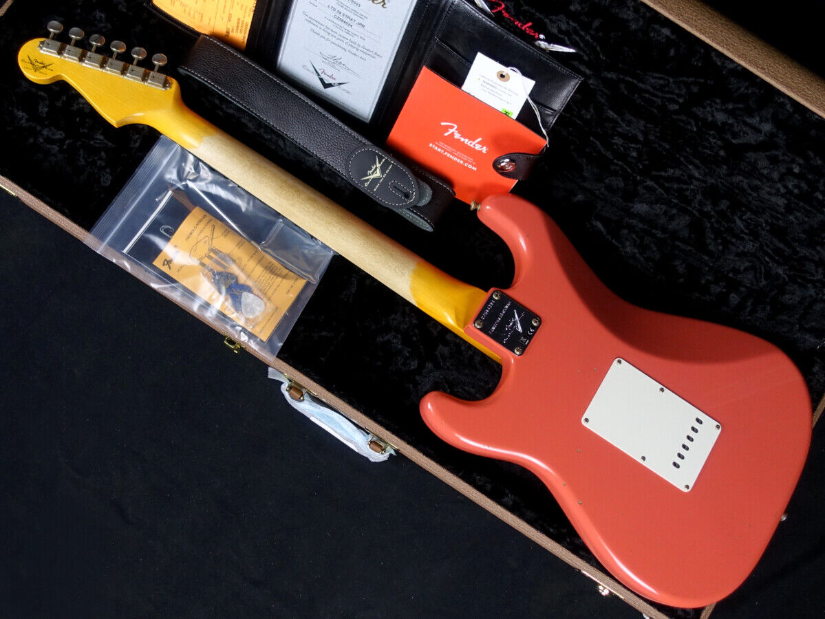 ギター FiestaRed Relic Multilayer Stratocaster Fender 1957 Stratocaster Heavy Relic Aged Fiesta Red w/1