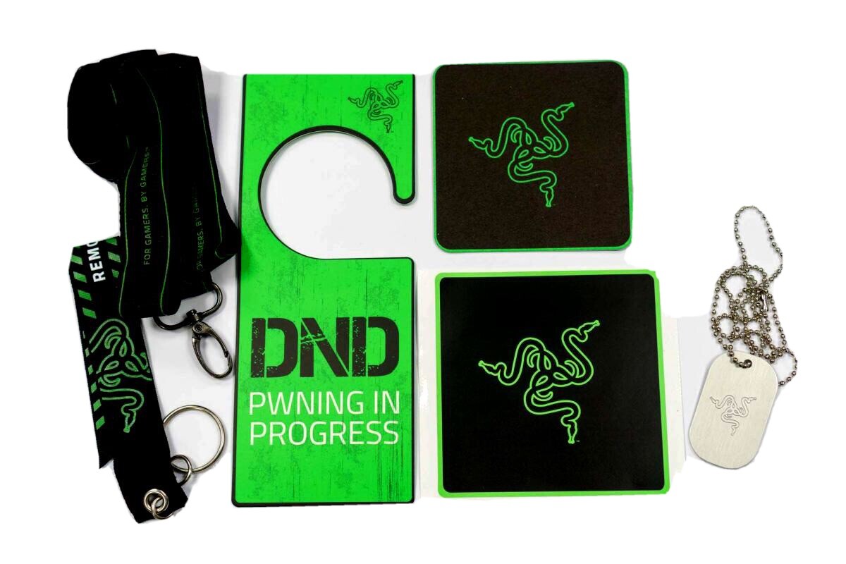 RAZER L33T PACK V4 秋葉原 限定 ドッグタグ+ストラップ+α Razer L33t