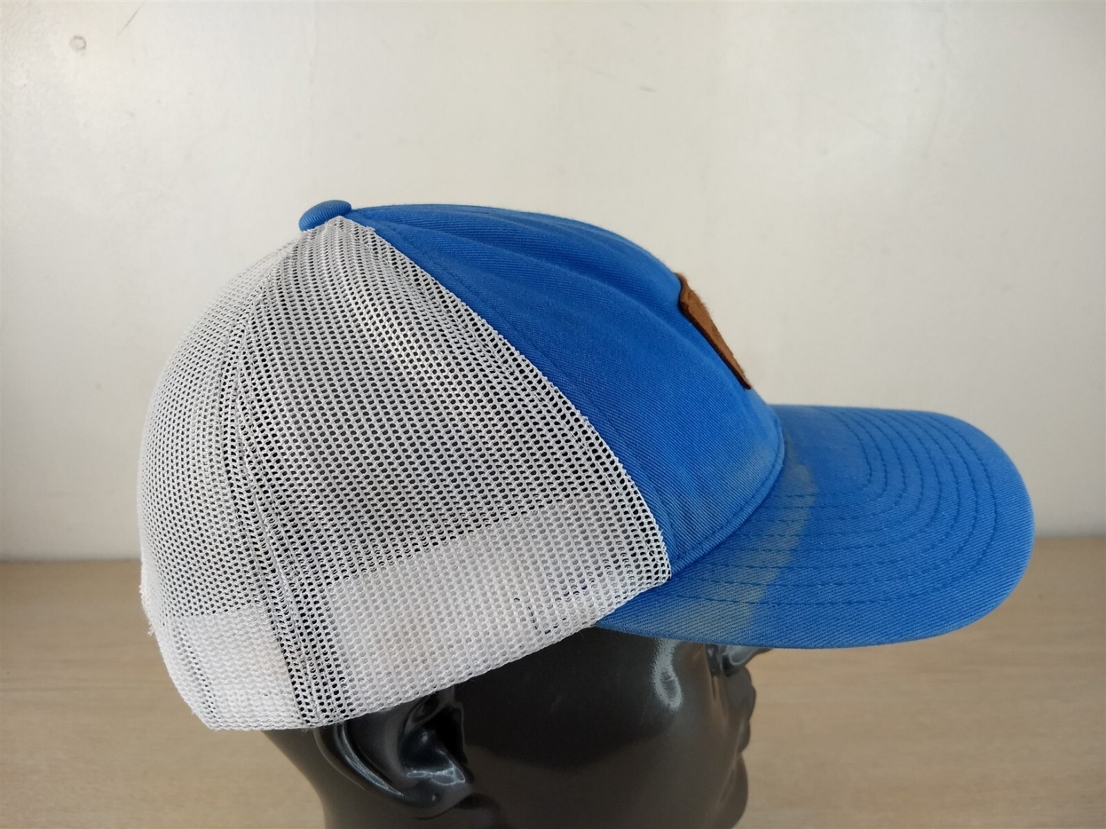 HURLEY LOGO PATCH ADJUSTABLE SNAPBACK TRUCKER/MES… - image 4