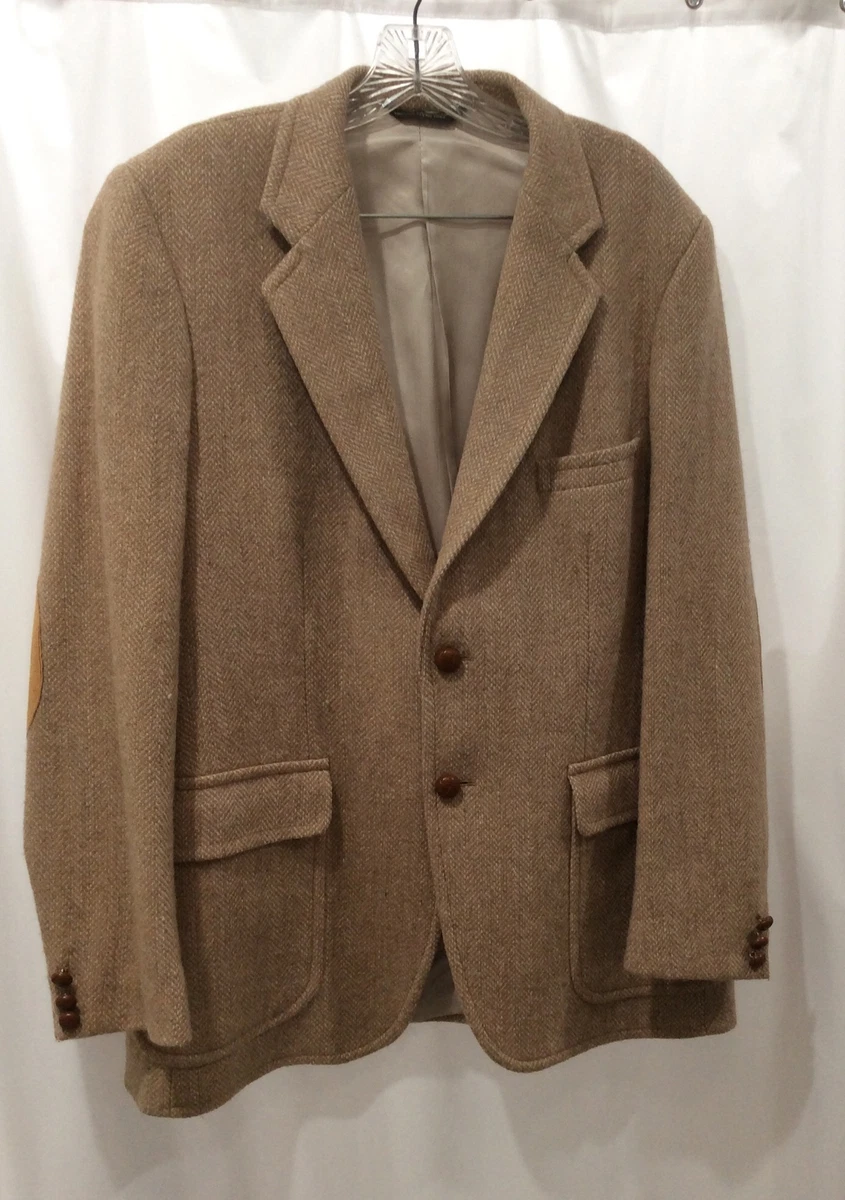 Tweed sport coat with elbow clearance patches