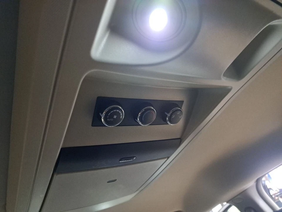 Control de temperatura/calentador/aire acondicionado trasero 2014 Town & Country Van Sku#4236895 Foto 3 de 4