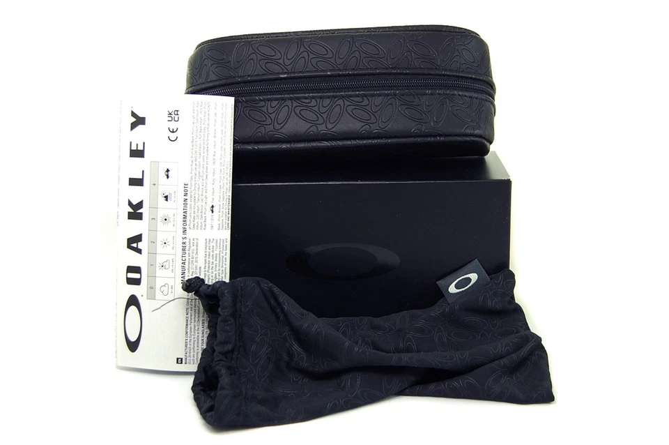 Gafas de sol ovaladas Oakley Pasque polarizadas 9222-07 para mujer TINTA NEGRA PRIZM AGUAS PROFUNDAS Foto 4 de 4