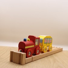 Wooden Train Track Peppa Pig Train & Carriage Set