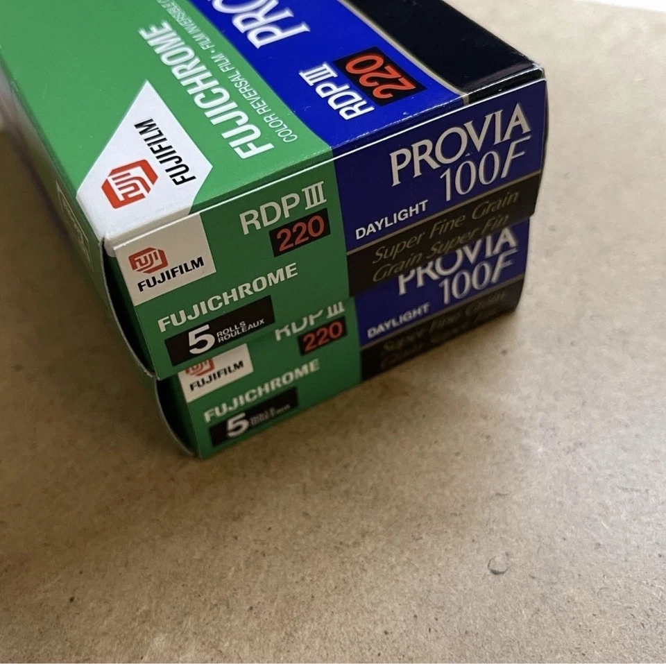 Fuji Provia 100F RDP III 220 Film – 10 Rolls (2 Boxs, Expired 2006) - Image 4 of 4
