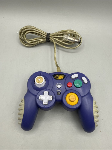 MAD CATZ Wired Nintendo GameCube Controller Clear Purple Atomic #5626 Madcatz