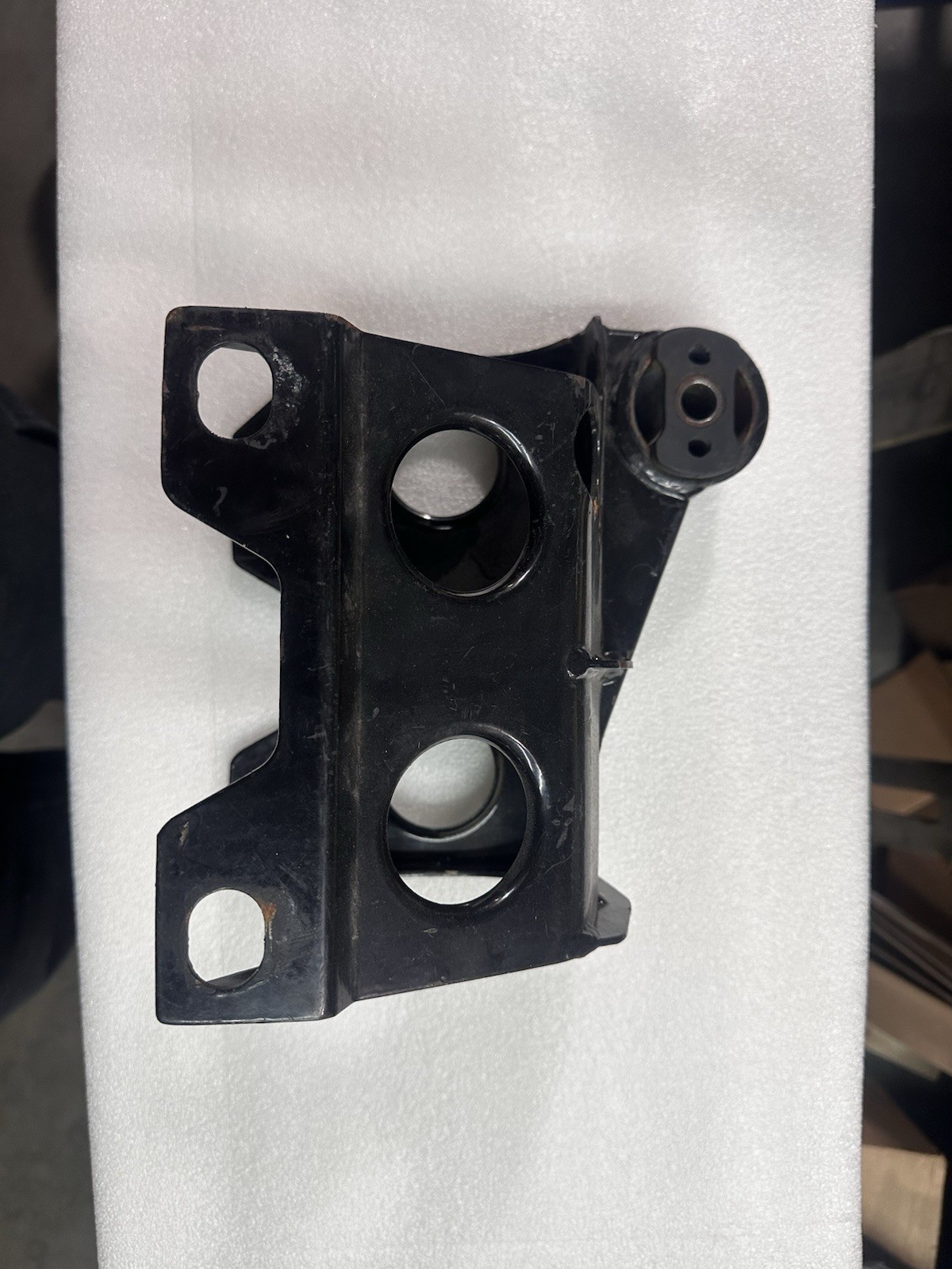 Lamborghini Murcielago Transmission And Activator Mount Bracket OEM 410399113