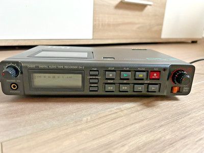 Digital Audio Tape Recorder DAT Gerät Vintage Audio