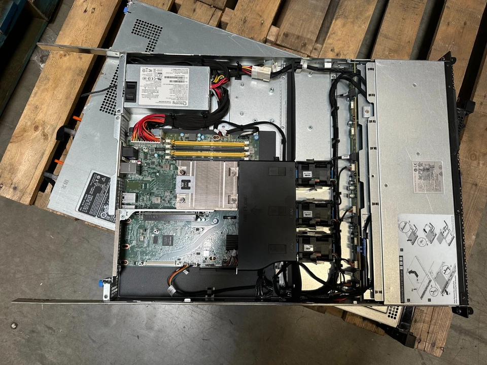 Variant 1U QCT S31A-1U 4 Bay 3.5 Server 2xM2.2280 Barebone Motherboard w/ Caddy - Image 4 of 4