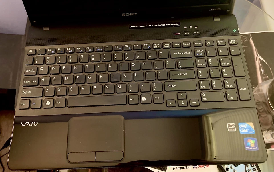 SONY VAIO Intel PROCESSOR - Image 4 of 4