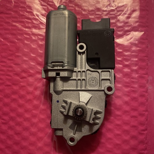 BB5Z15790A NEW Right or Left Sunroof Moon Roof Motor 20112016 Ford