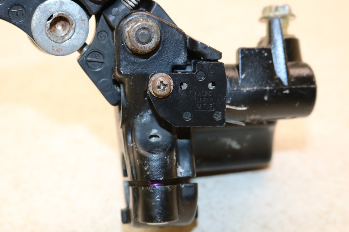 出品者 1996 Kawasaki Ninja Zx6r Front Brake Master Cylinder W/ Lever & LP