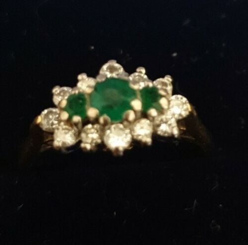 Beautiful vintage 18K yellow GOLD NATURAL DIAMOND & emerald RING SIZE M1/2,C1/R6 - Picture 1 of 12