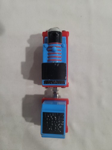 Mattel 2012 Thomas & Friends Take N Play Smiling Thomas #1 R8847 F15A Diecast - Picture 3 of 7