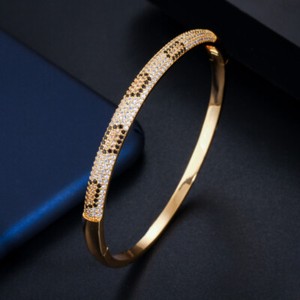 Authentic Leopard Print Cubic Zirconia Bangle Bracelet Gold Plated Party Jewelry for Women