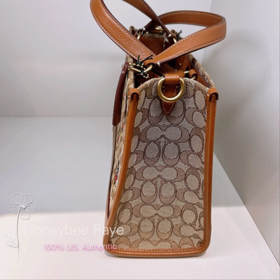 NWT Coach Dempsey 30 Carryall Tote In Signature Jacquard CJ622