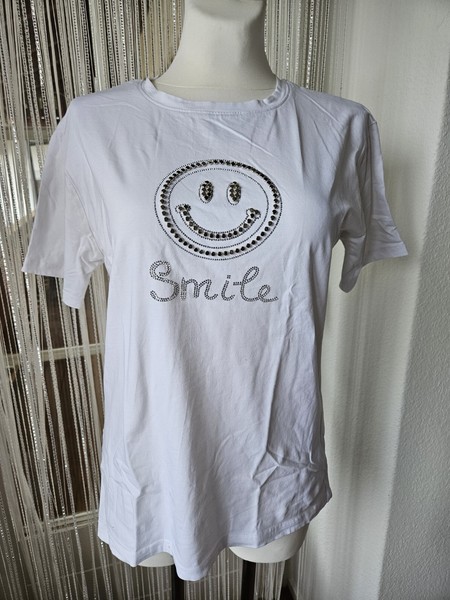Shirt mit Nieten Smiley