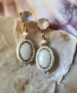 Authentic Victorian Ivory Cream & Swarovski Crystal In Gold Plated Cottagecore Earrings
