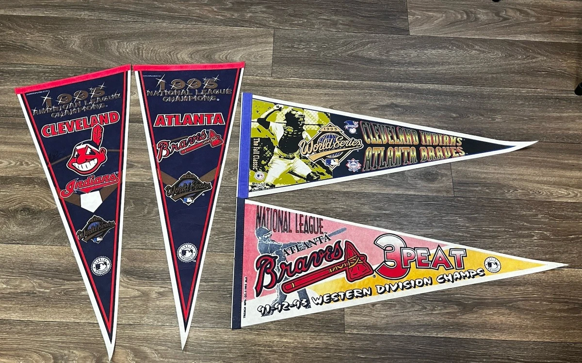 MLBアトランタ・ブレーブス 1995年ワールドシリーズ優勝記念ピンバッジセット Baseball Atlanta Braves Vintage Sports Memorabilia 1995 for sale