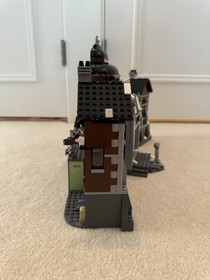 LEGO The LEGO Batman Movie: Arkham Asylum (70912) All Pieces Included. No Box