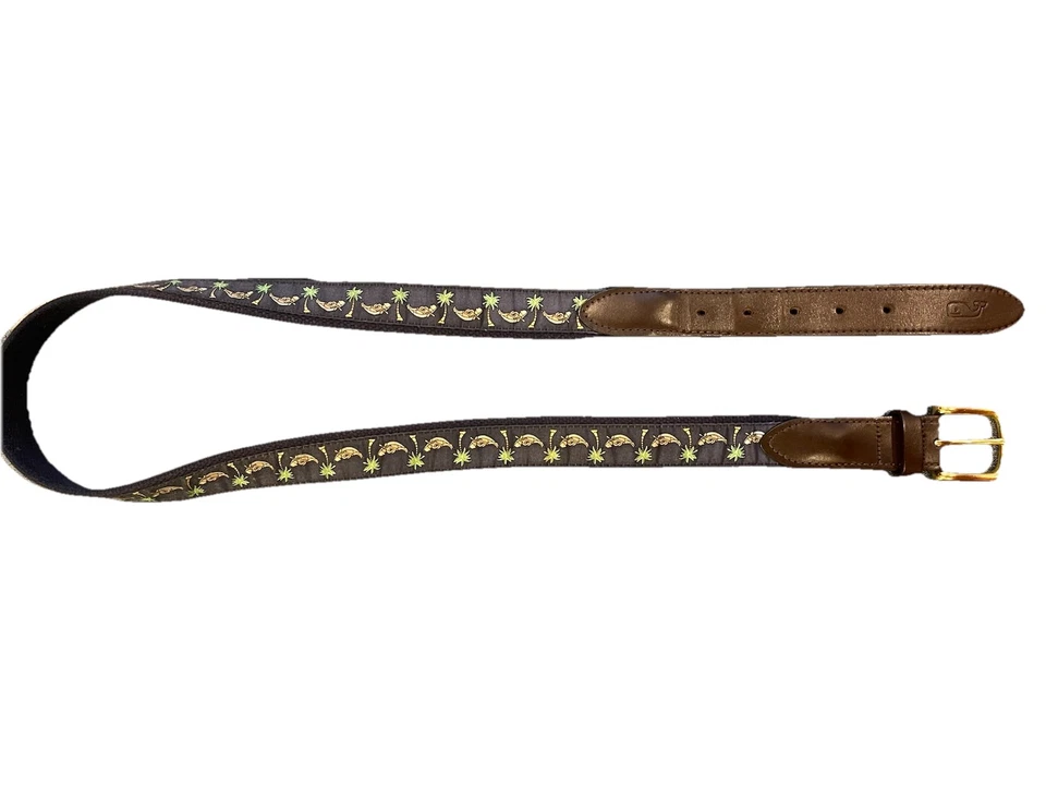 Cinturón LN Vineyard Vines de cuero y algodón 1 3/8" con palmeras de playa talla 42 EE. UU. Foto 4 de 4