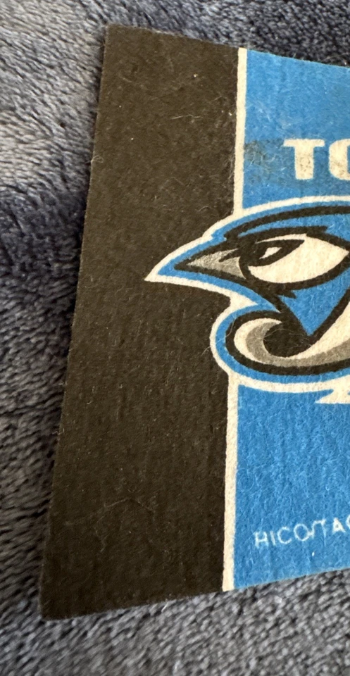 Lote de mini banderines y mini cascos de bateo vintage Toronto Blue Jays MLB Rico 9”x4” Foto 3 de 4