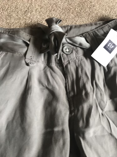 New Gap Kids Gray Belted Pants Size 6 - Picture 2 of 2