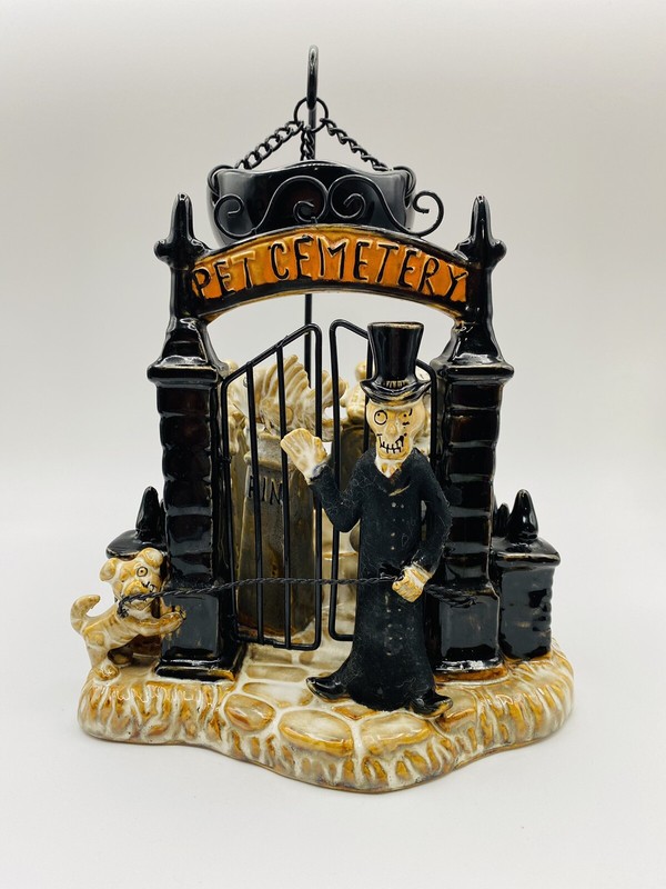 YANKEE CANDLE Boney Bunch 2014 Pet Cemetery Wax Burner RARE
