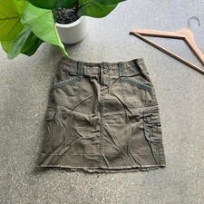 Early 2000's women's olive green GAP skirt