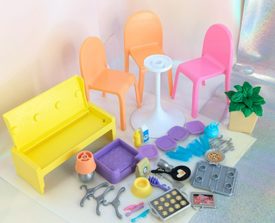 2018 Barbie Dreamhouse FHY73 Accessories & Furniture Plant Lamp