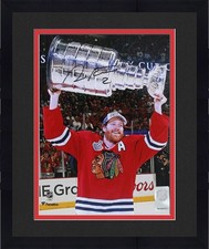 Framed Duncan Keith Blackhawks Signed 8x10 2015 Stanley Cup Champs Cup Photo