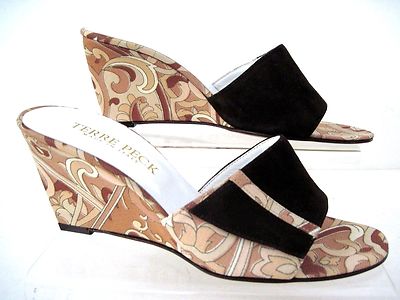 TERRE PECK Brown Suede Tan Paisley Wedge Slides Size 37 1/2 Italy NWOB