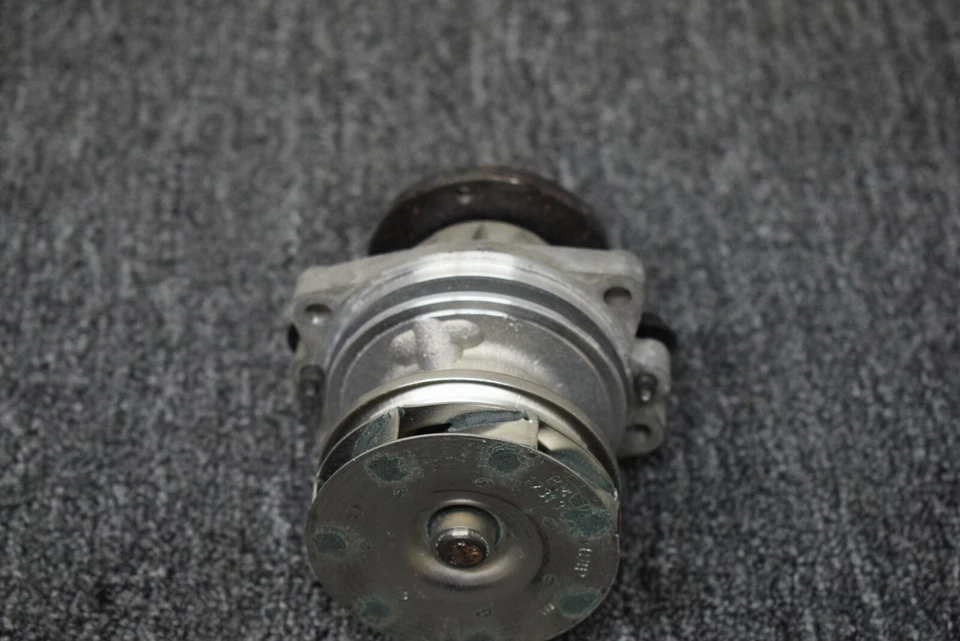 BMW M3 1995-1999 MOTOR BOMBA AGUA FÁBRICA OEM Foto 4 de 4