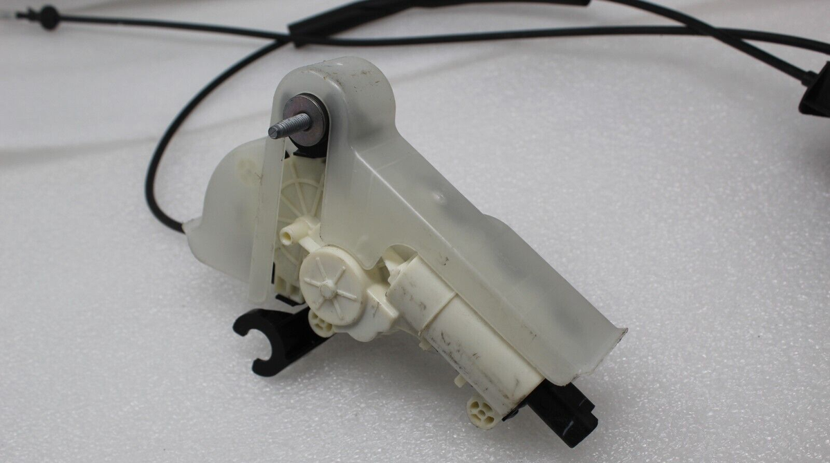 ラットル Tesla Model X Rear Left Door Latch Actuator Genuine 1127339-00-C