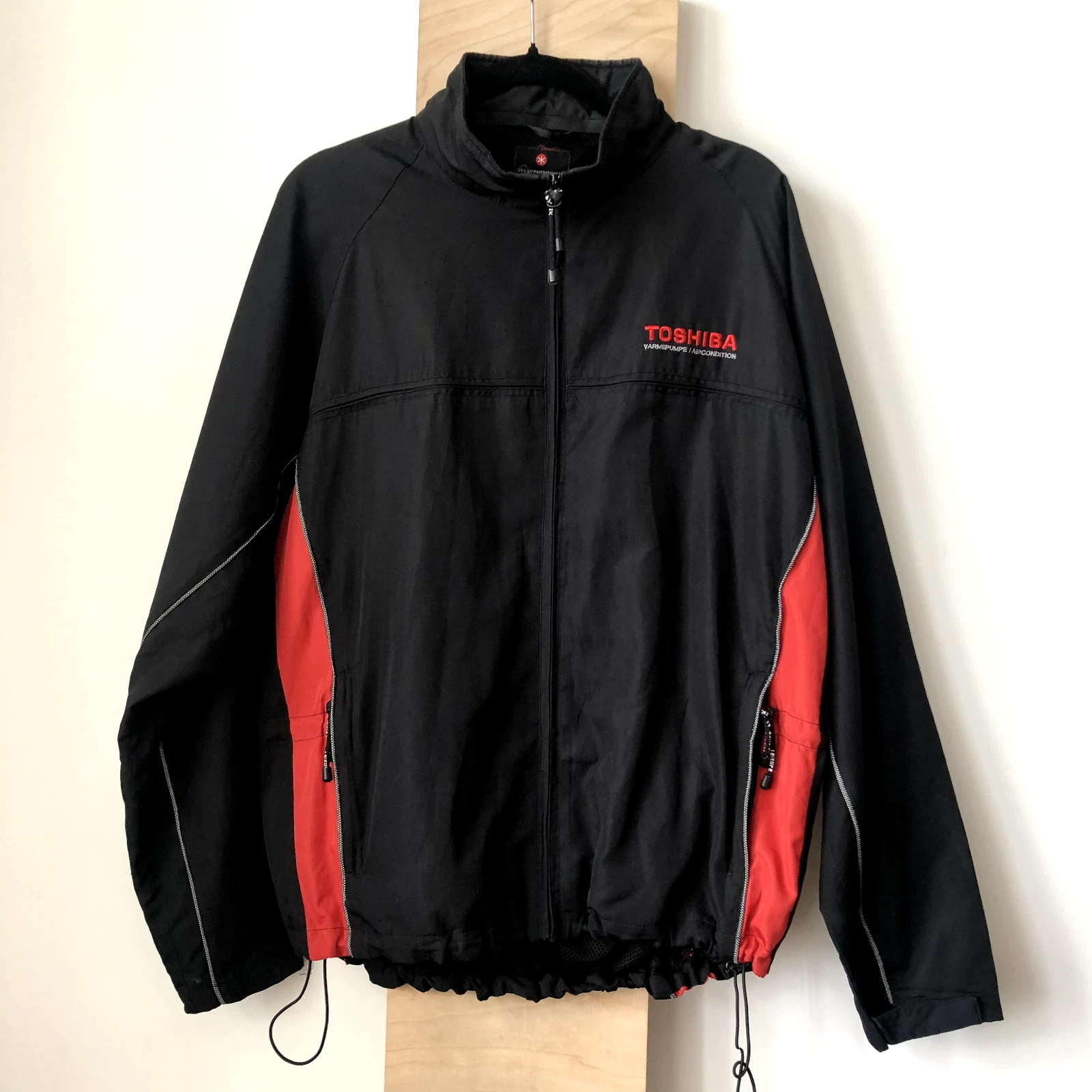 Toshiba Windbreaker Jacket Black Size L