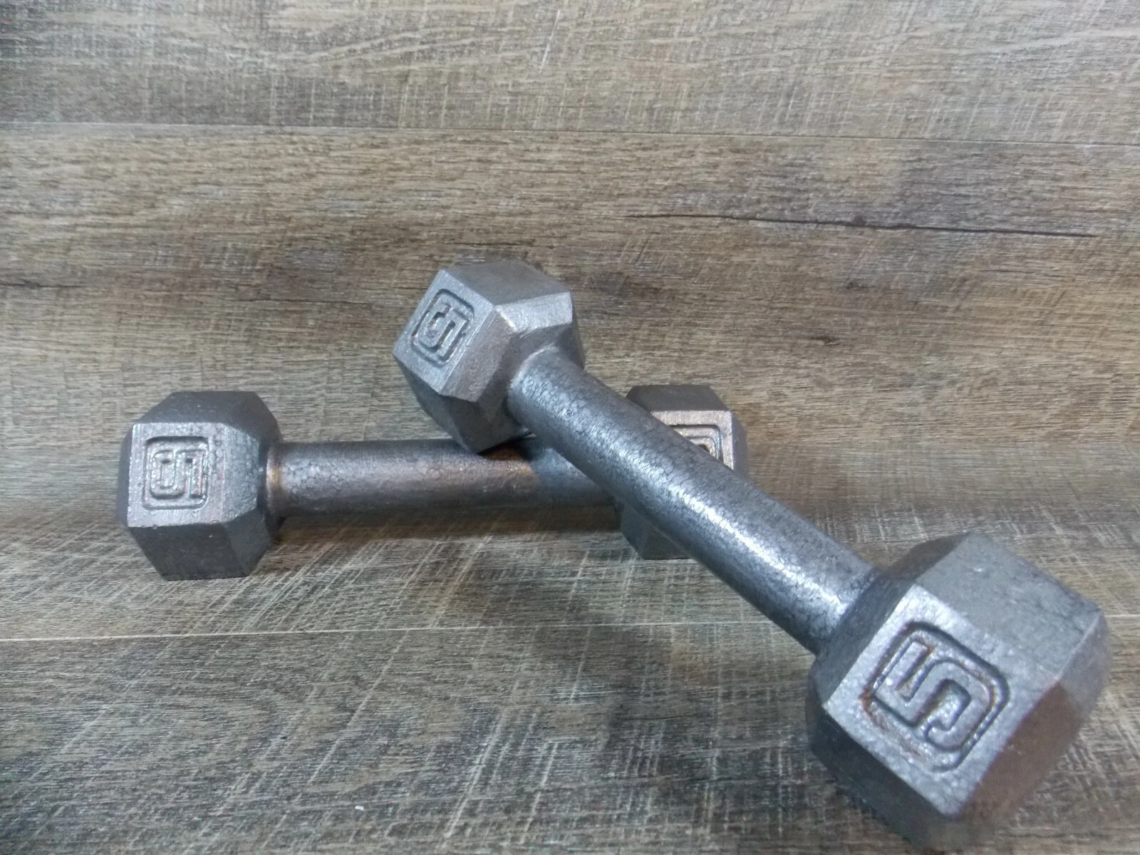 5 lb. Dumbbell Hex Hand Weights Cast Iron Metal Lot of 2 - 10 lbs. total