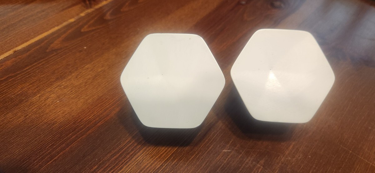 xfinity booster box Amazon.com: Xfinity xFi WiFi Range Extending Pods main image 1
