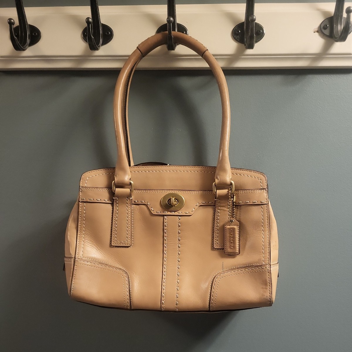 Coach Hampton Medium Satchel J0771-11539 Turnlock Beige Camel Tan