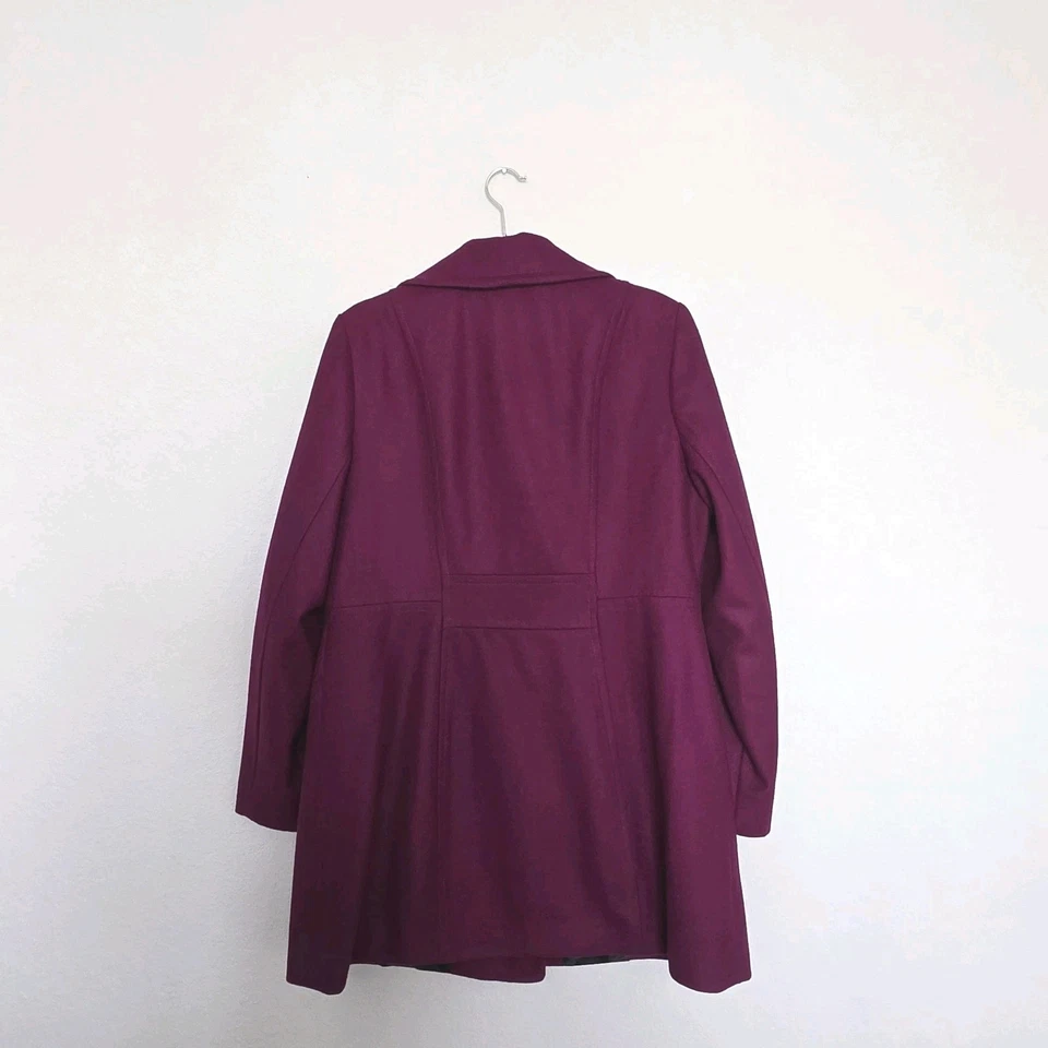 Abrigo grande para mujer Anne Klein mezcla de lana borgoña plomada abrigo de doble botonadura Foto 4 de 4