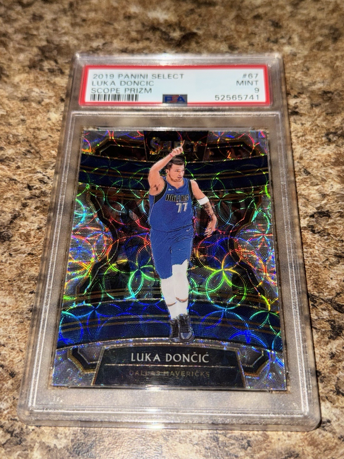 2019-20 Panini Select Scope Silver Prizm #67 Luka Doncic Dallas PSA 9 MINT