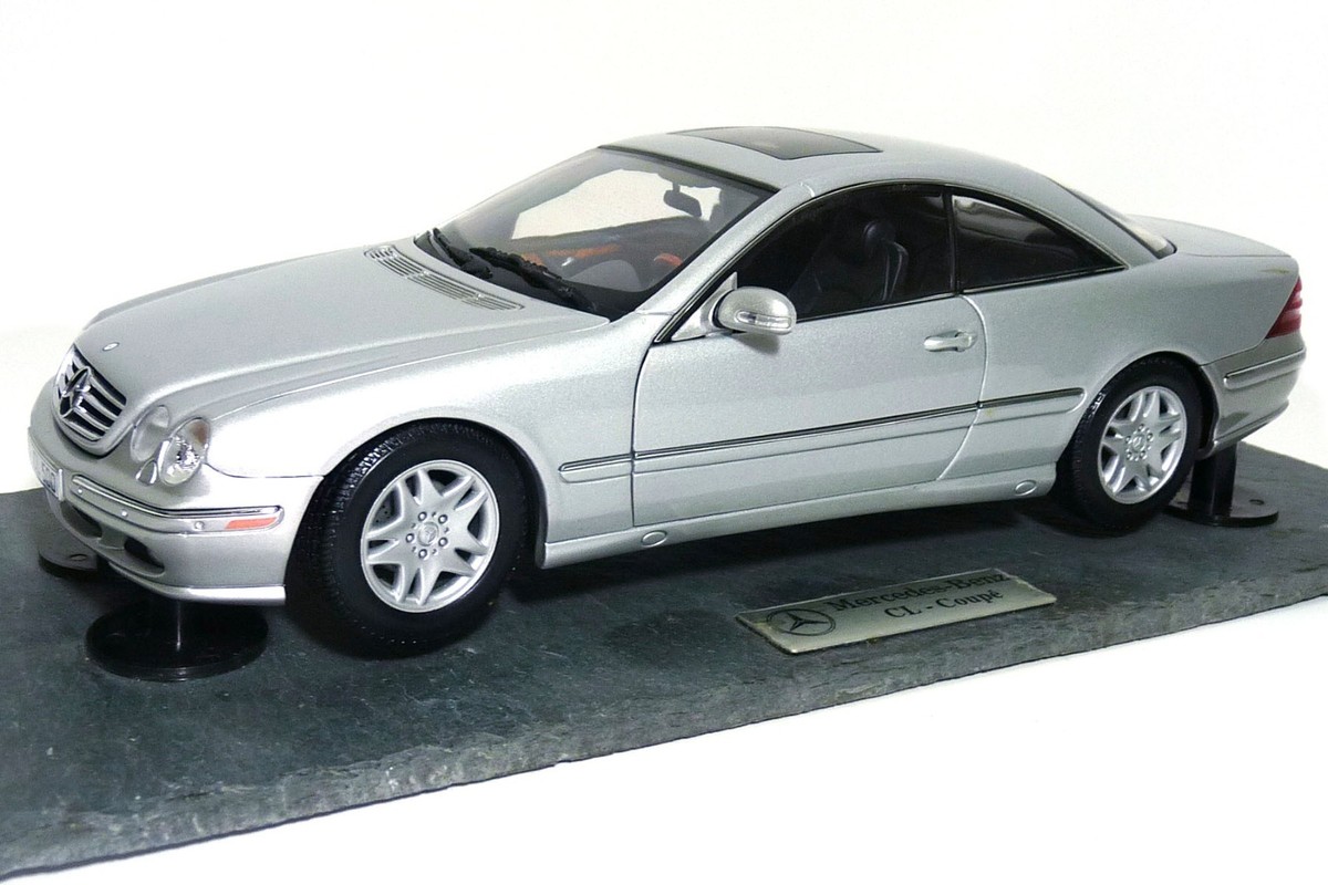 ミニカー Autoart 1/18 Mercedes Benz CL AUTOart 1/18 MERCEDES-BENZ CL500 BIG BODY COUPE W SLATE BASE