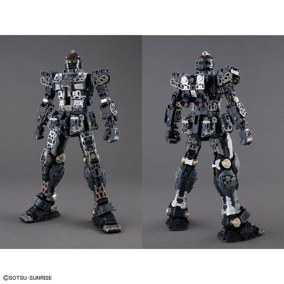 BANDAI Mobile Suit Gundam RX-78-2 GUNDM PG PERFECT GRADE