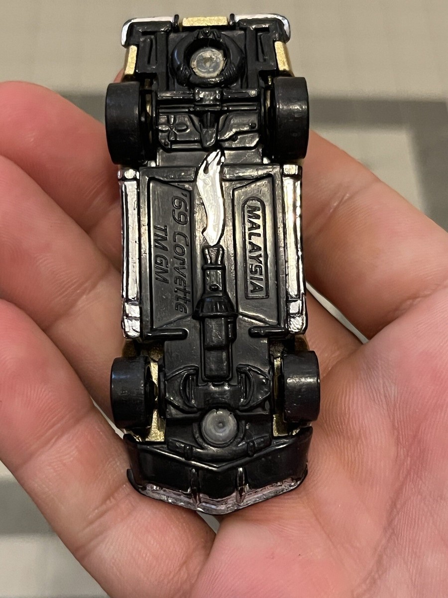 Hot Wheels '69 Corvette #007 HW '06 First Editions 7/38 Gold Loose