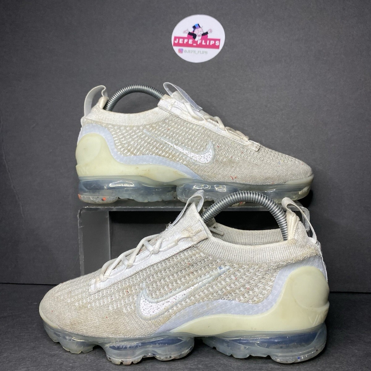 vapormax gold and white