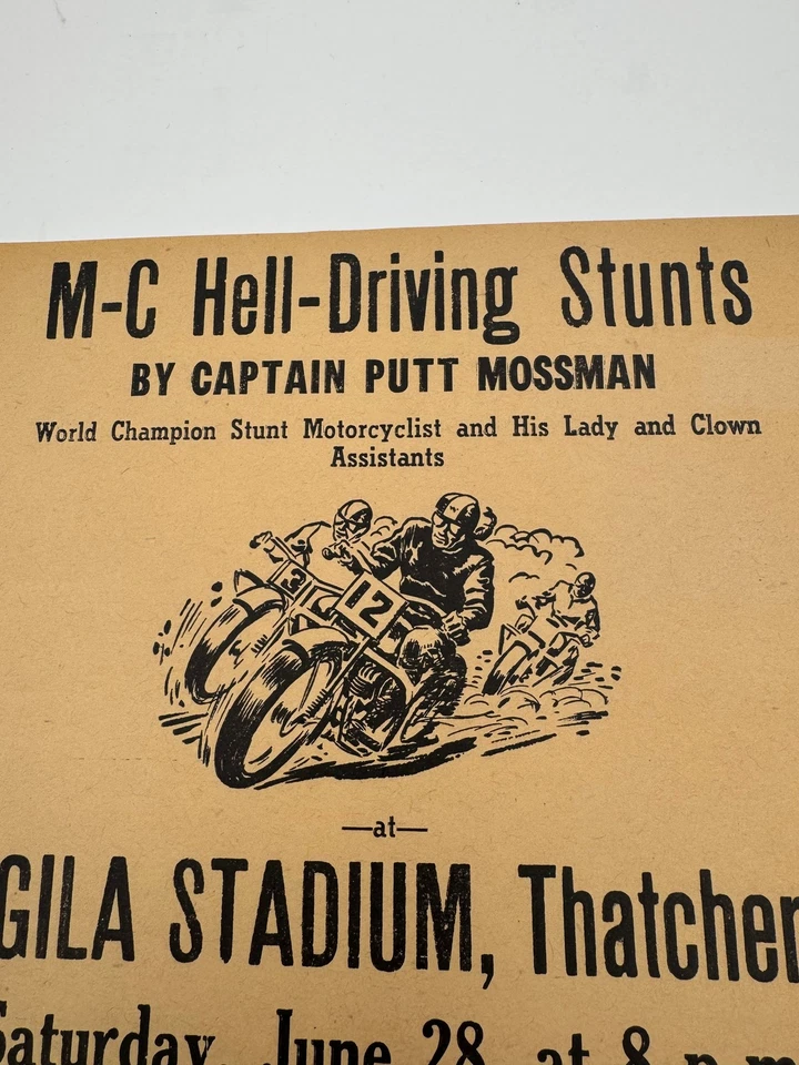 Anuncio de conducción de acrobacias de motocicleta vintage Foto 2 de 4