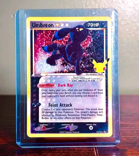 2021 SWSH Celebrations Gold Star Umbreon Classic Collection 17/17