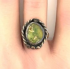 Vintage Southwestern Green Turquoise, Sterling Silver Ring Sz. 5