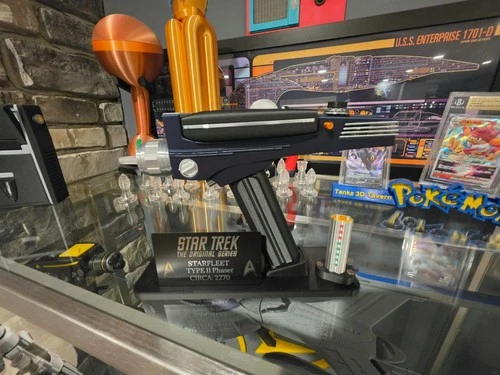 Star Trek - TOS - Type II Phaser - Metallic Blue version